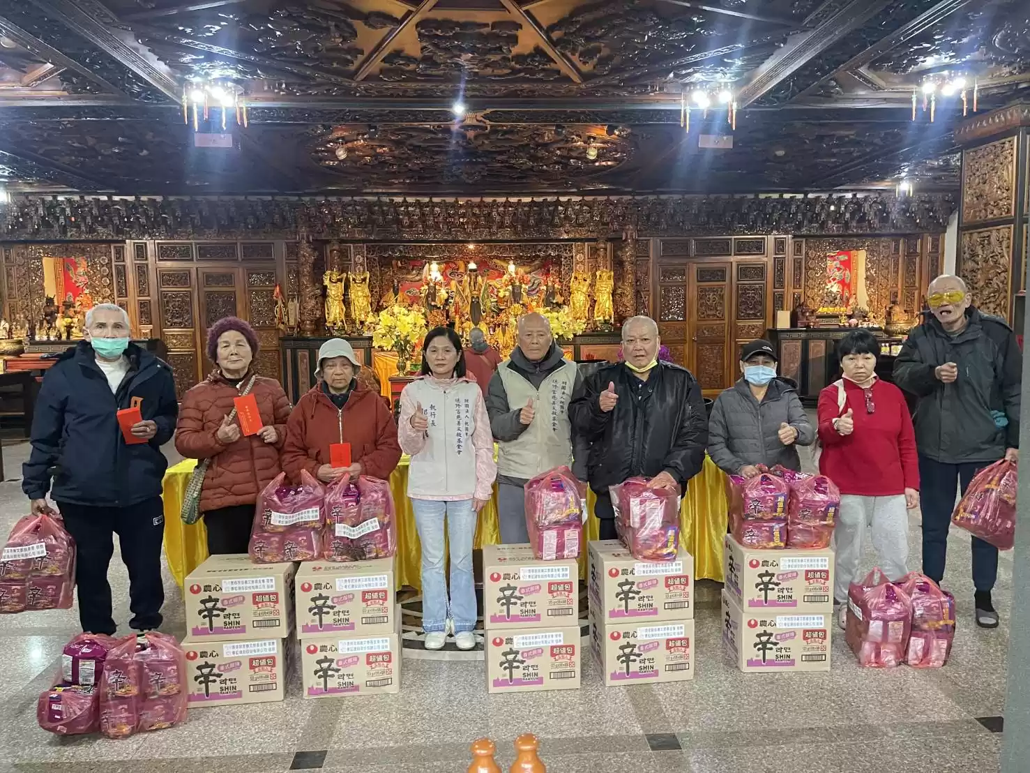 【媒體報導】歲末傳愛、寒冬送暖 桃園市德修宮慈善文教基金會 捐贈82萬2千元關懷274戶弱勢家庭 【媒體報導】歲末傳愛、寒冬送暖 桃園市德修宮慈善文教基金會 捐贈82萬2千元關懷274戶弱勢家庭