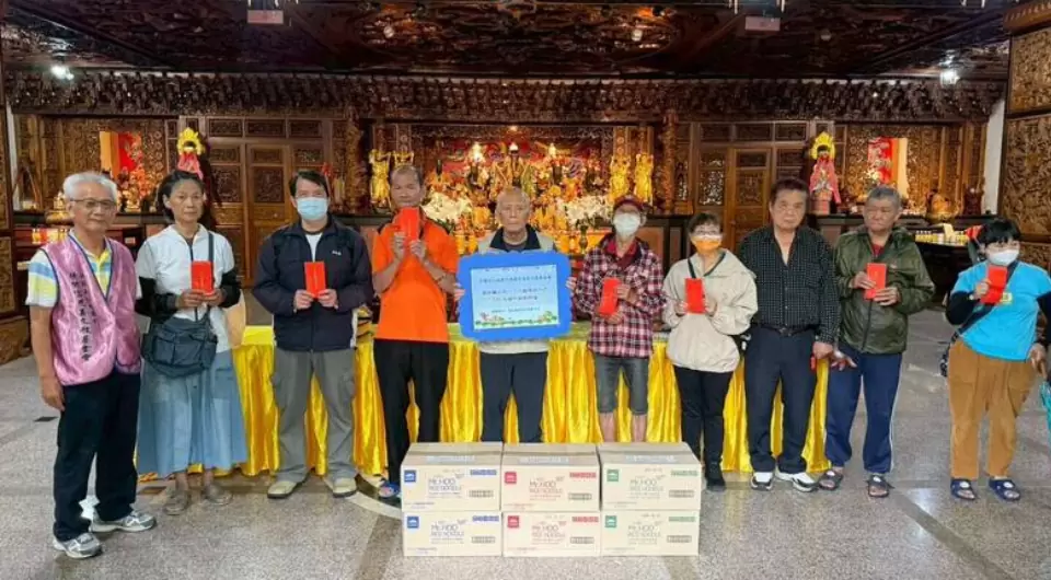 【媒體報導】德修宮發放弱勢端節慰問金、民生物資、價值超過百萬元