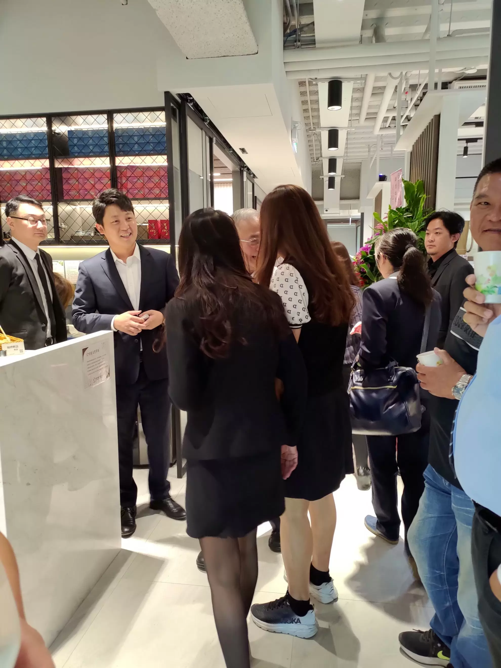 春虹建設舉辦茶會，開啟與年輕世代及新趨勢的永續未來！