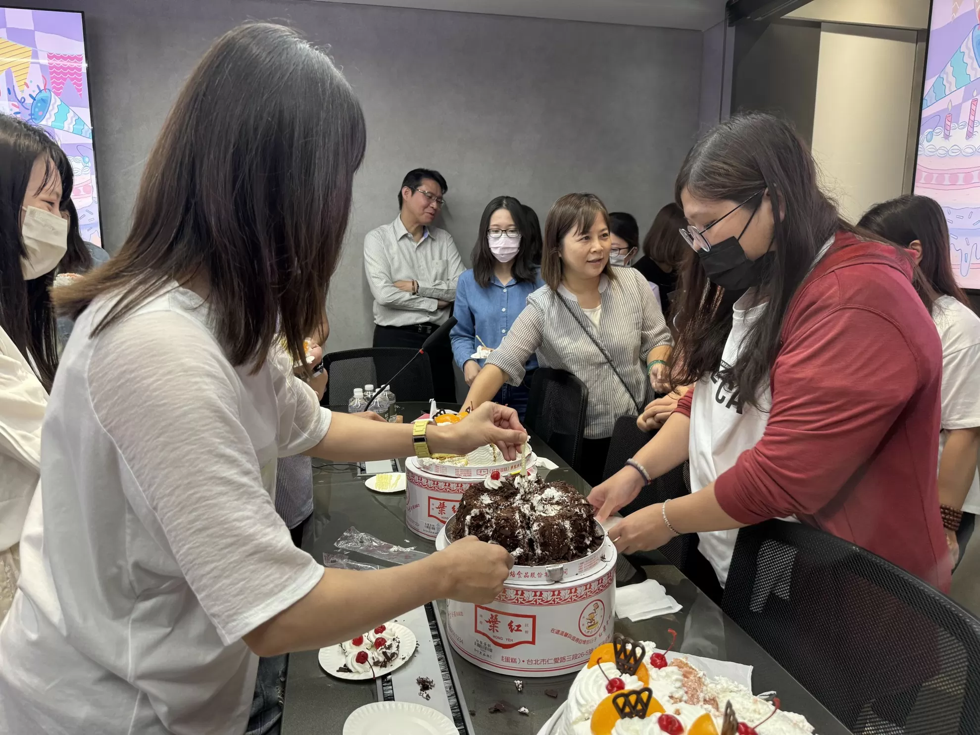 📢春虹建設 7、8月份員工慶生會 🎂🎉 📢春虹建設 7、8月份員工慶生會 🎂🎉